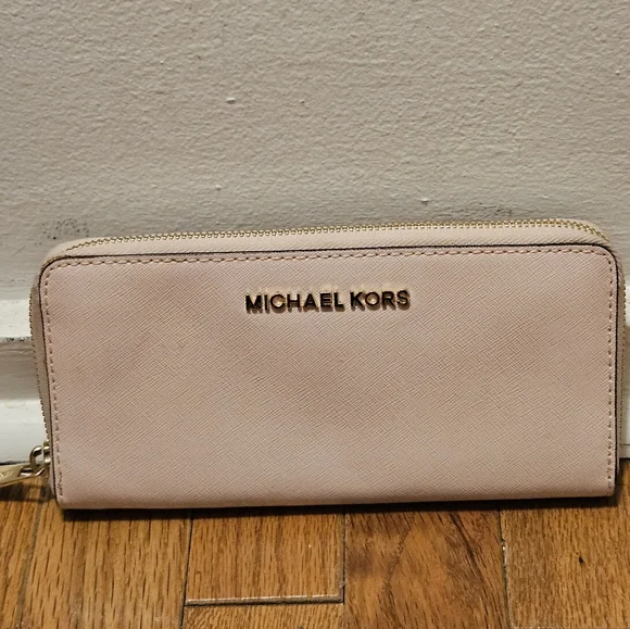 Wallet - Picture 1 of 6